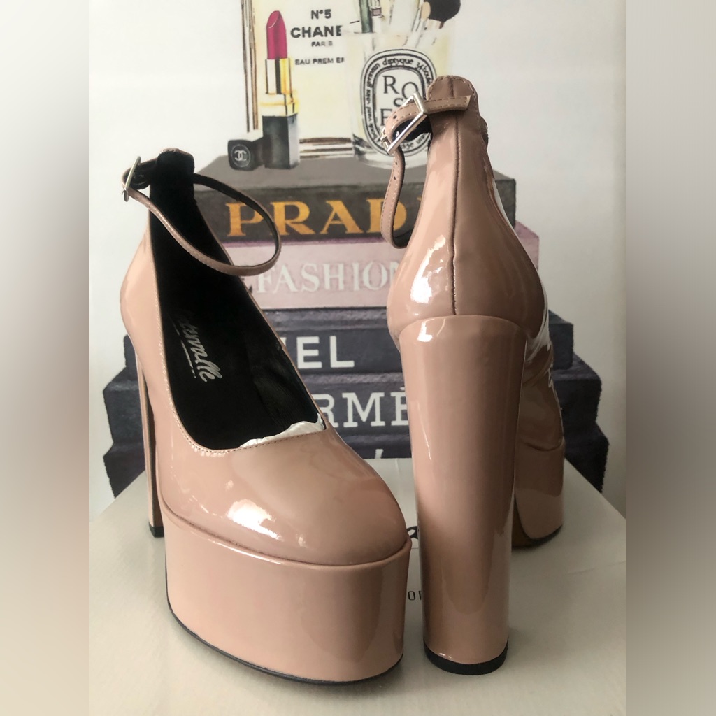 L’intervalle Nude Patent Leather Platform Mary Jane Boneca Shoes (New)